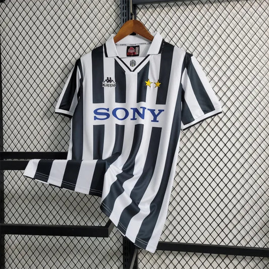 Juventus x Home Jersey x Retro 1995/96