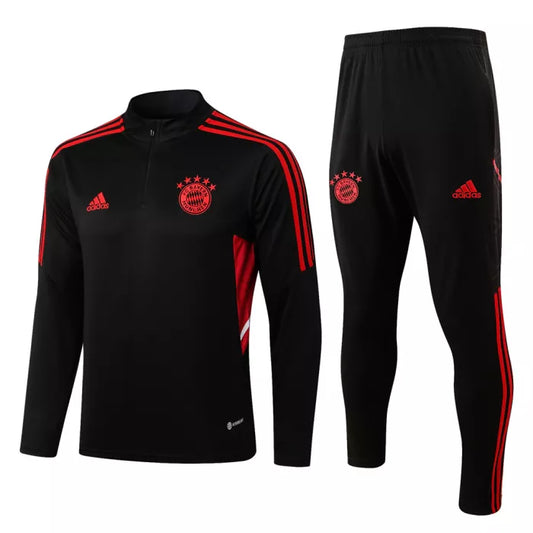 Bayern Munich Training Suit X 1/4 Zipper X 22/23